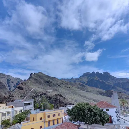 Daire Adeje Mountain And Seaview